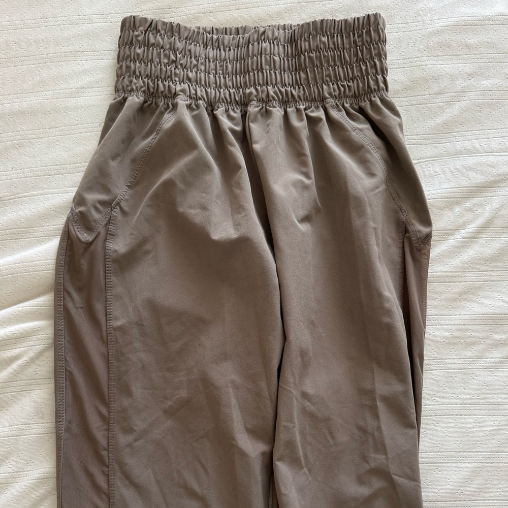 FIVE Dancewear Olive Green Joggers US M